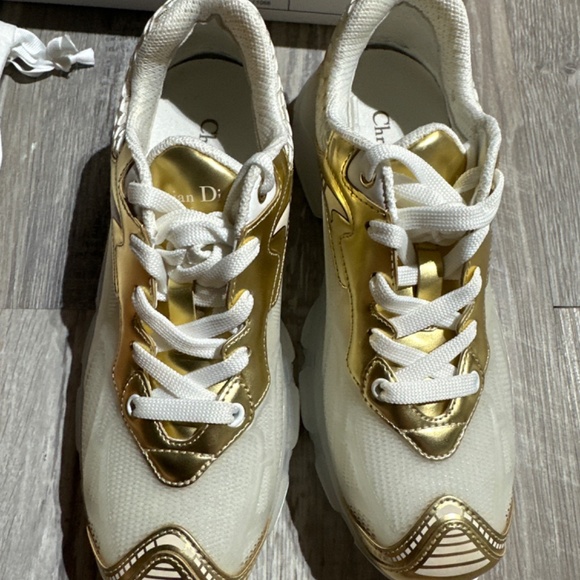 Dior sneaker - Picture 2 of 3